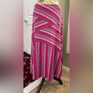 Midi skirt size small